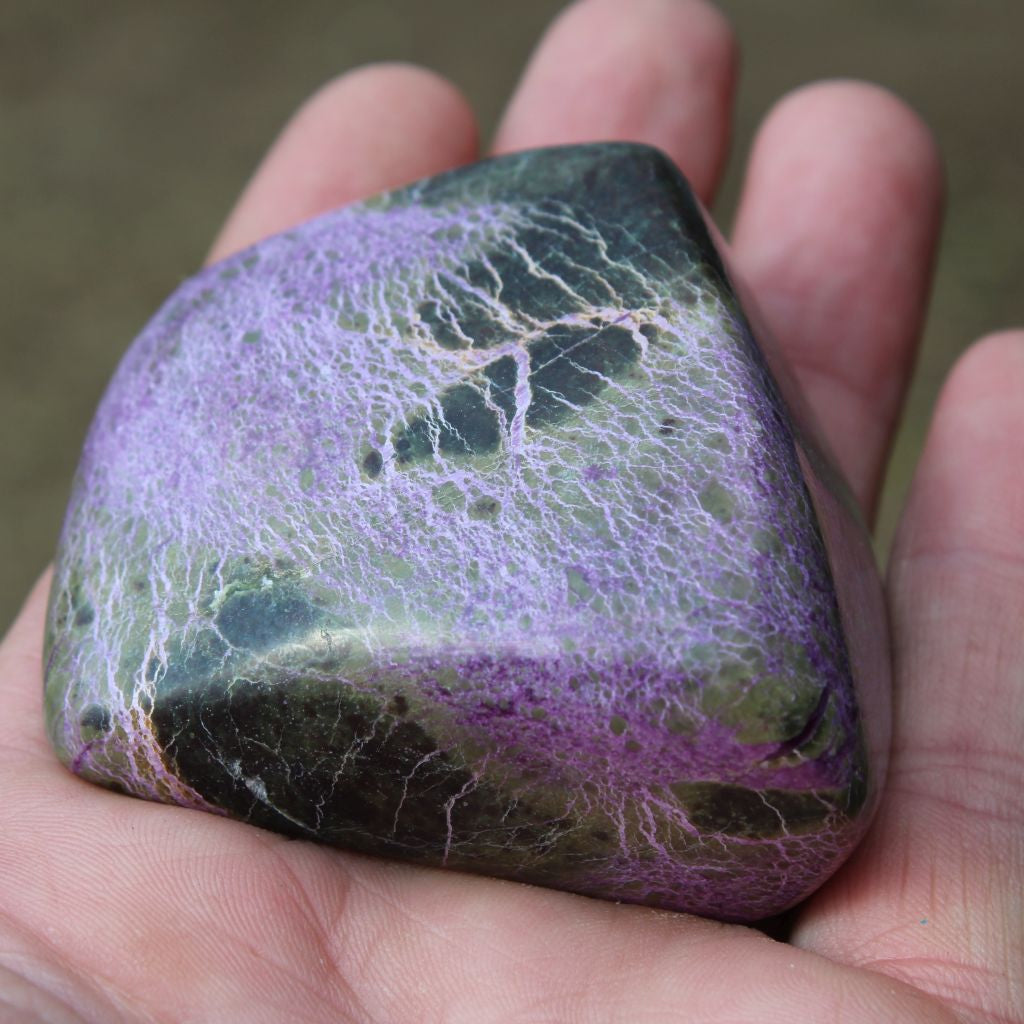 Stichtite polished freeform