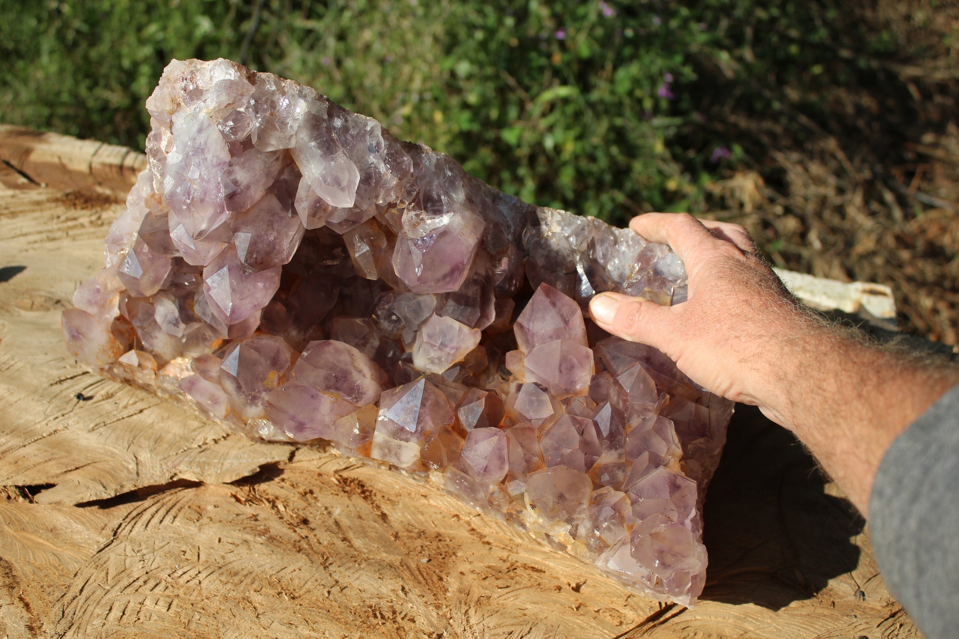 XL Mumbwa Amethyst specimen Zambian